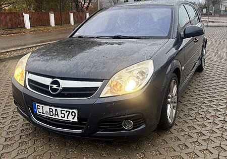 Opel Signum Edition Plus 1.9 CDTI 110kW Automatik...