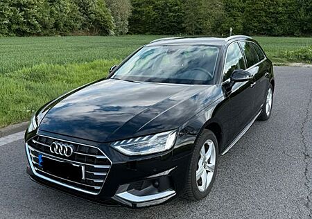 Audi A4 40 TFSI S tronic Avant -Modelljahr 2020