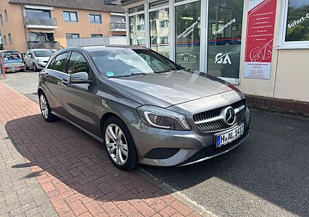 Mercedes-Benz A 180 BlueEfficiency+NAVI+PDC+XENON