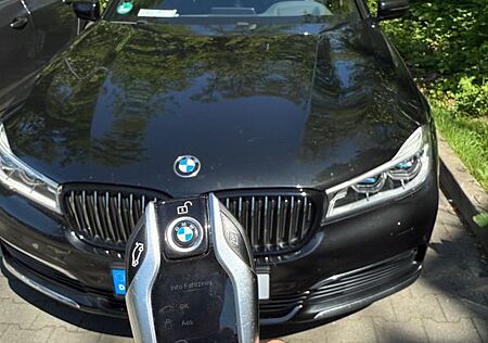 BMW 730d xDrive | Voll | Laser/HUD/Massage/Softclos.