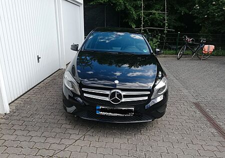 Mercedes-Benz A 180 BlueEFFICIENCY -