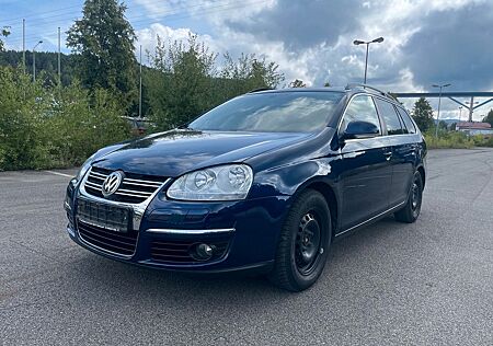 VW Golf Volkswagen 1.4 TSI 90kW tüv12/26-1.hand