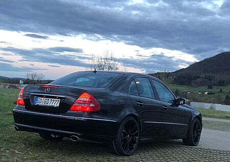 Mercedes-Benz E 350 gebraucht kaufen Mercedes-Benz E 350 AVANTGARDE | Sportpaket | AHK | Kein Rost