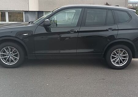 BMW X3 Baureihe xDrive20d Advantage