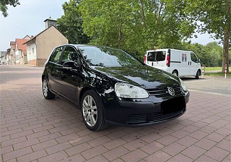 VW Golf Volkswagen 1.4 Klima Rentnerfahrzeug 2. Hand
