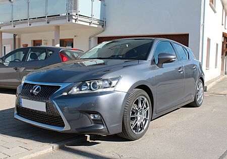 Lexus CT 200h 200h