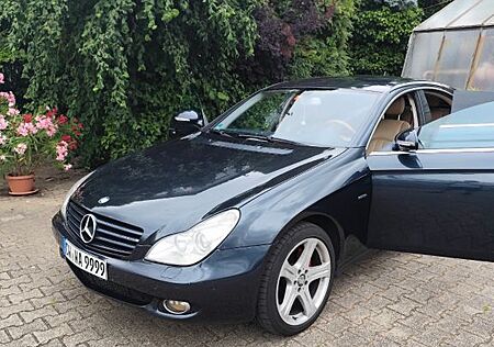 Mercedes-Benz CLS 320 CDI , TÜV, Memory, Massage Funktion.....