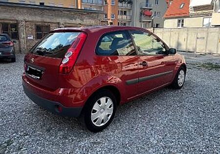 Ford Fiesta 1,3 51 kW Ambiente