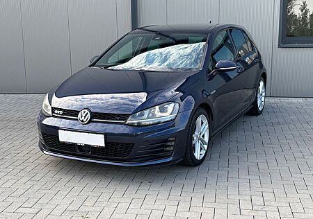 VW Golf Volkswagen VII Lim. GTD Panorama