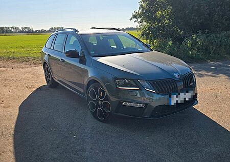 Skoda Octavia 2.0 TDI SCR DSG RS Combi RS