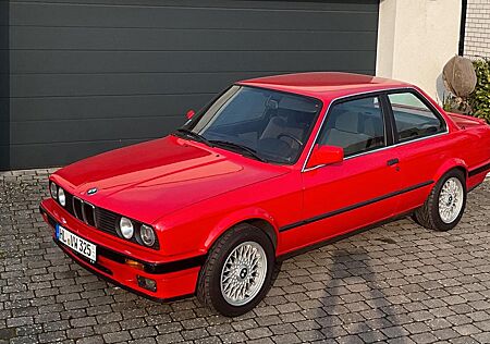 BMW 325i