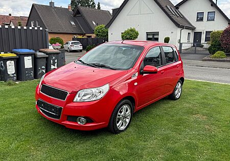 Chevrolet Aveo 1.4 LT *AUTOMATIK*PDC*ALLWETTER*KLIMA*ALU*