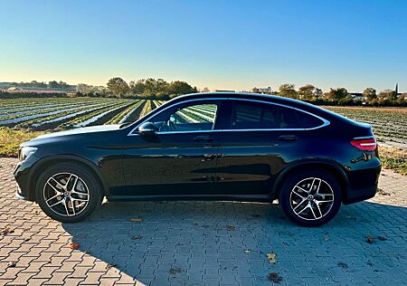 Mercedes-Benz GLC 250 4MATIC Coupé Autom, AMG Line, Unfallfrei