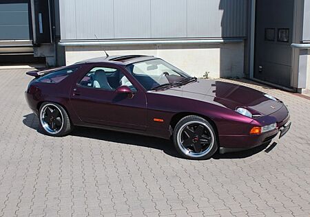 Porsche 928 S4: orig. Werkswagen, Vollausst., Scheckheft