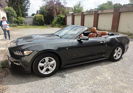 Ford Mustang Cabrio