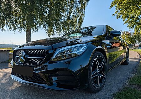 Mercedes-Benz C 180 C COUPE 9G*AMG*PANO*NIGHT*LED*NAVI*DISTRONIC