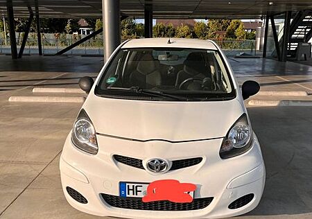 Toyota Aygo (X) Aygo (X) 1,0-l-VVT-i -