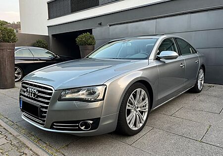 Audi A8 4.2 TDI tiptronic quattro