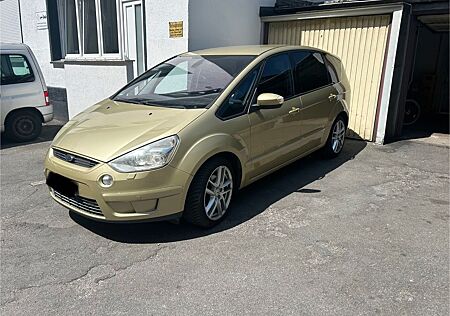 Ford S-Max 2,3 Titanium 6-tronic Titanium