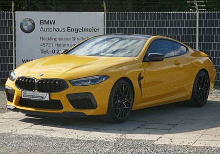 BMW M8 Competition Coupe M Carbon Schalensitze Voll!