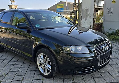 Audi A3 Sportback 2.0 FSI Attraction