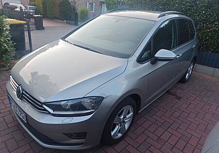 VW Golf Sportsvan Volkswagen 1.6 TDI Comfortline BlueMotio...
