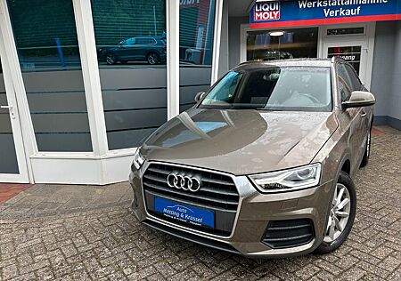 Audi Q3 basis 1. Hand AHK Xenon Navi Zahnriemen Neu