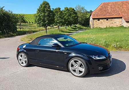 Audi TT Roadster 2.0 TFSI S tronic -