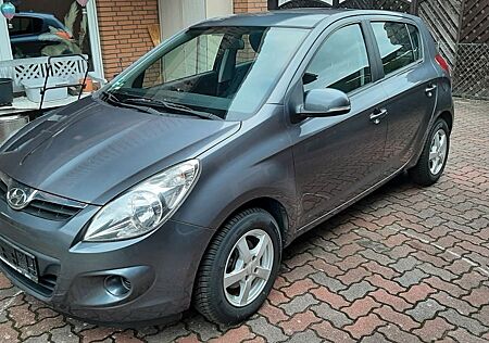 Hyundai i20 I 20 1.2 Edition 20 Neue Allwetterreif.Sitzheiz.
