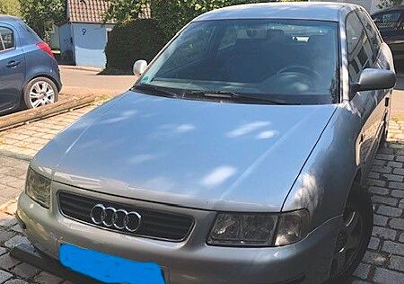 Audi A3 1.8 Ambiente