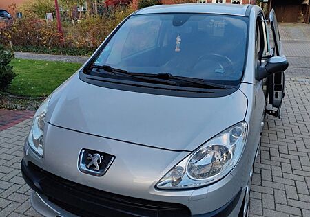 Peugeot 1007