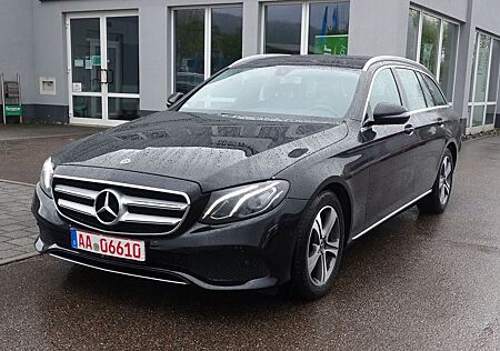 Mercedes-Benz E 220 d T 4Matic"AVANTGARDE"NAVI"CAM"MBUX"LED