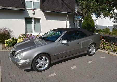 Mercedes-Benz CLK 320 AVANTGARDE final Edition