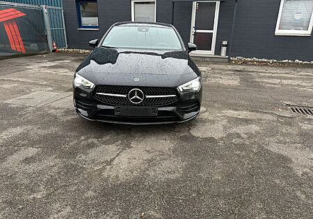 Mercedes-Benz CLA Shooting Brake CLA 250 e 1.Hand Automatik