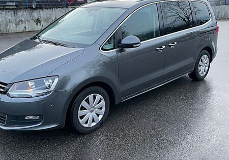 VW Sharan Volkswagen 2.0 TDI DSG 7.Sitzer