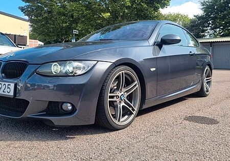 BMW 335i Coupé -