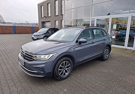 VW Tiguan Volkswagen Life 2.0 TDI 110 kW (150 PS) DSG