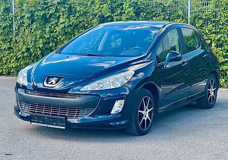 Peugeot 308 Active 120 VTi Automatik TÜV+ Inspektion NEU