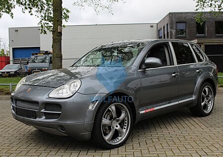 Porsche Cayenne 3.2 Gemballa Edition, luftfederung