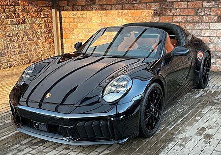 Porsche 911 Urmodell 911 Targa 4 GTS*Lift*Bose*HD-Matrix*voll