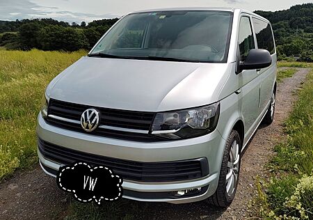 VW T6 Multivan Volkswagen Startline, Familienbus zu verkaufen