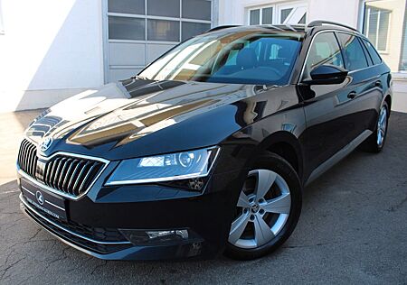 Skoda Superb Combi Ambition KAMERA SHZ NAVI DAB BI-XEN