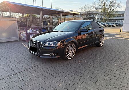 Audi A3 2.0 TDI Quattro S-Line H&R Sportfahrwerk