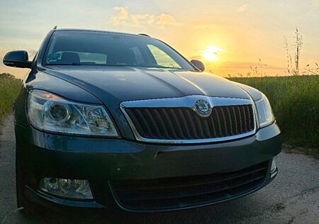Skoda Octavia 1.4 TSI DSG Elegance Combi Elegance