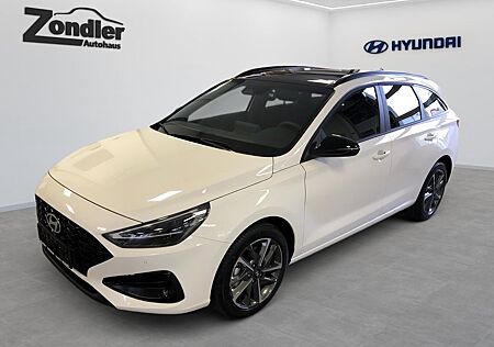 Hyundai i30 i30cw 1.5 T-GDI 48V /7-DCT/Advantage/Pano