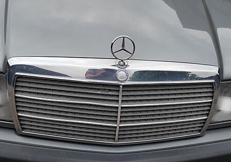 Mercedes-Benz 190