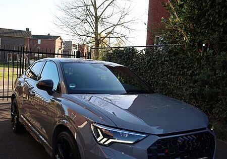 Audi RS Q3 RSQ3 2.5 TFSI S tronic quattro Sportback