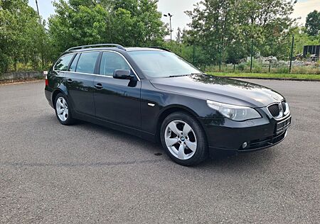BMW 525i touring aus zweiter Hand m Lenkrad