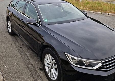 VW Passat Variant Volkswagen 2.0 TDI DSG - Discover Pro
