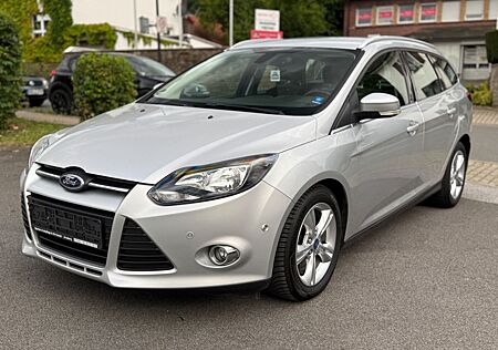 Ford Focus Turnier Champions Edition/Pdc/Navi/Shz/Ac
